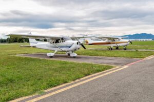 renting vs owning a plane
